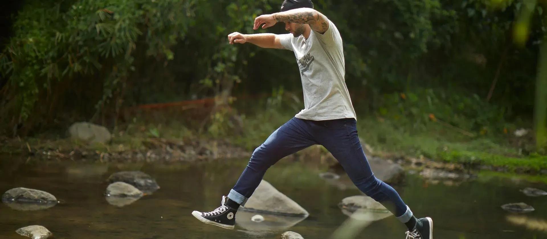 Are Jeans Suitable for Smart Casual Men?