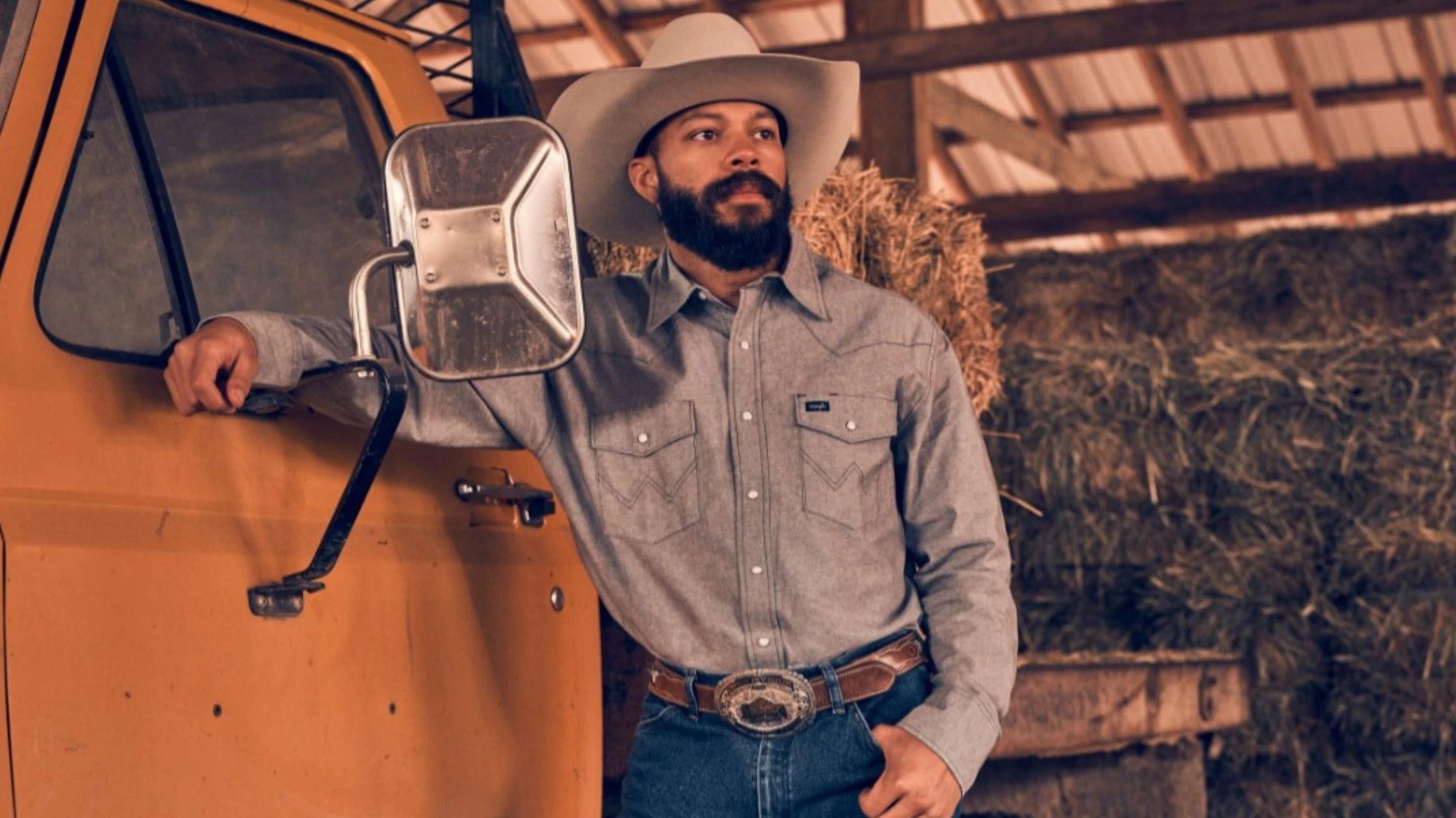 Grey Shirt Combinations: Versatile Style for Every Man